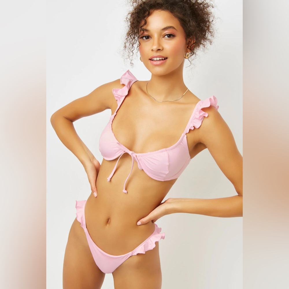 NWT Frankies Bikinis Birdie Ruffle Bikini Top